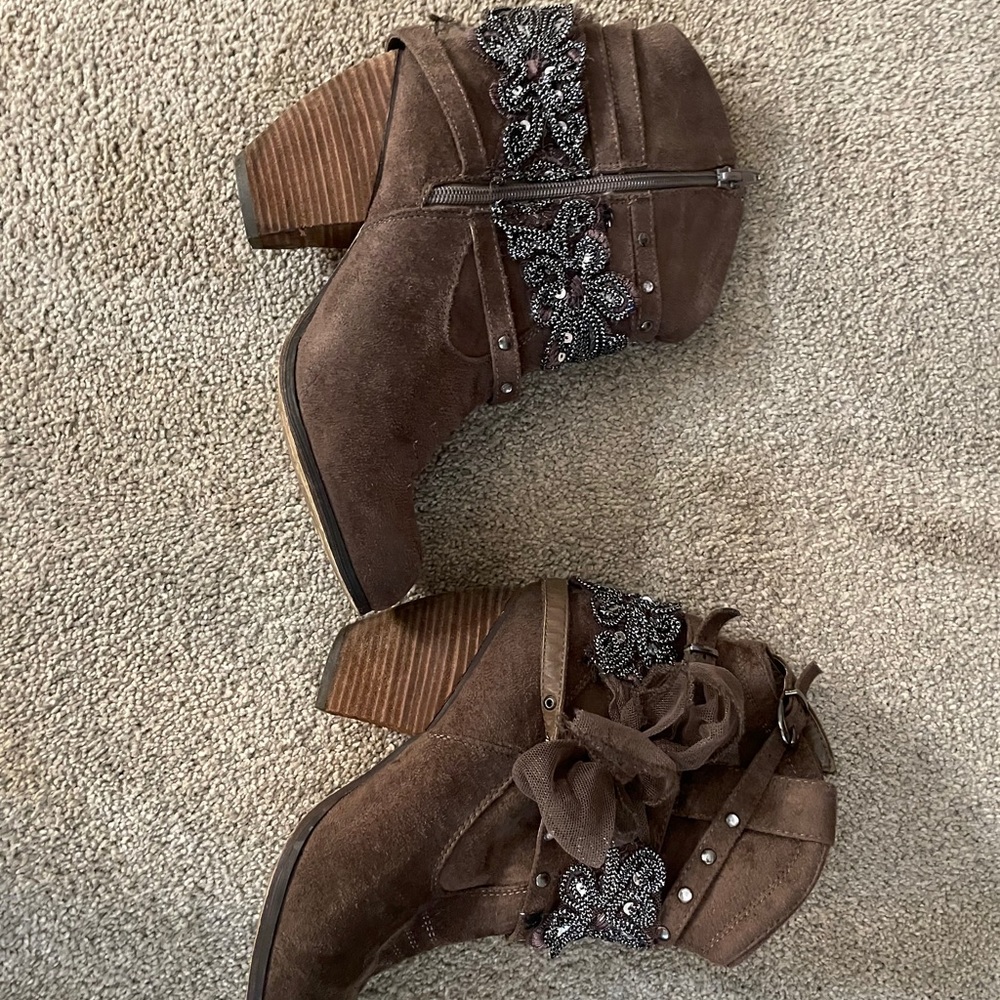 Booties - Picture 5 of 6